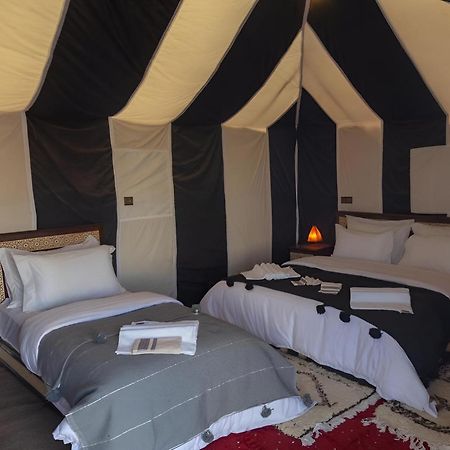 Top Desert Luxury Camp 梅尔祖卡 外观 照片