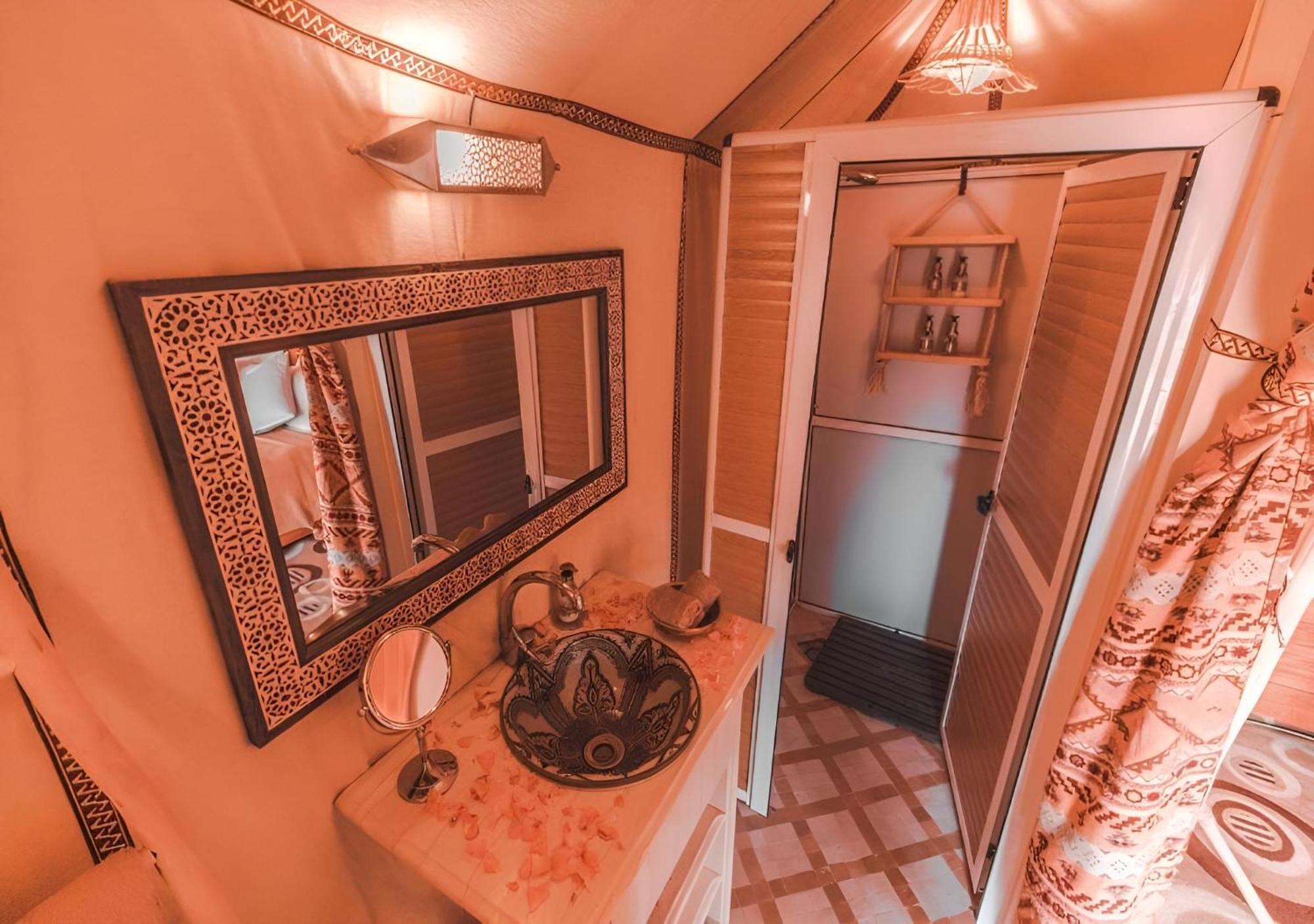 Top Desert Luxury Camp 梅尔祖卡 外观 照片