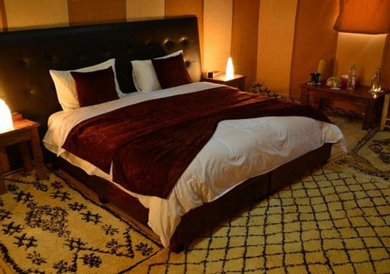 Top Desert Luxury Camp 梅尔祖卡 外观 照片
